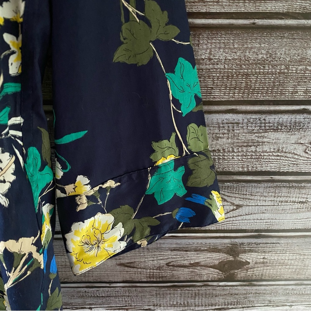 Lauren Ralph Lauren Floral/Bird Print Long-Sleeved Button-Down Top Size M - Picture 3 of 7